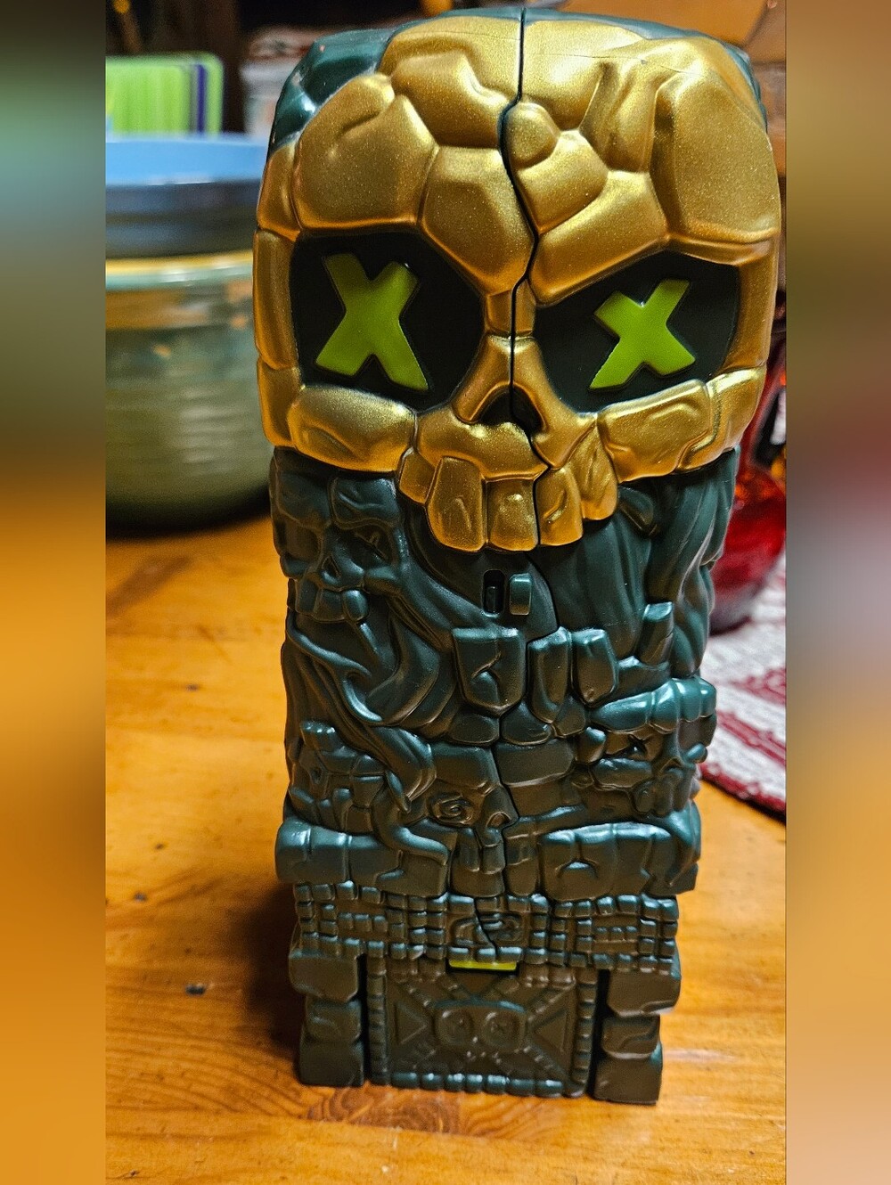 Treasure x lost lands, Skull island Swamp Tower Play Set